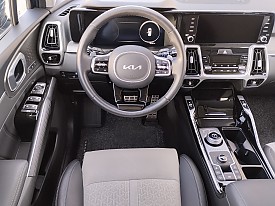 KIA  Sorento 2,2CRDi 142kW 4x4 STYLE 8DCT