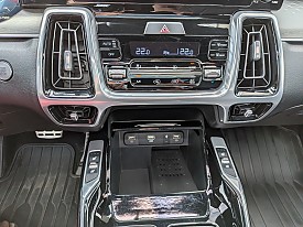 KIA  Sorento 2,2CRDi 142kW 4x4 8DCT TOP